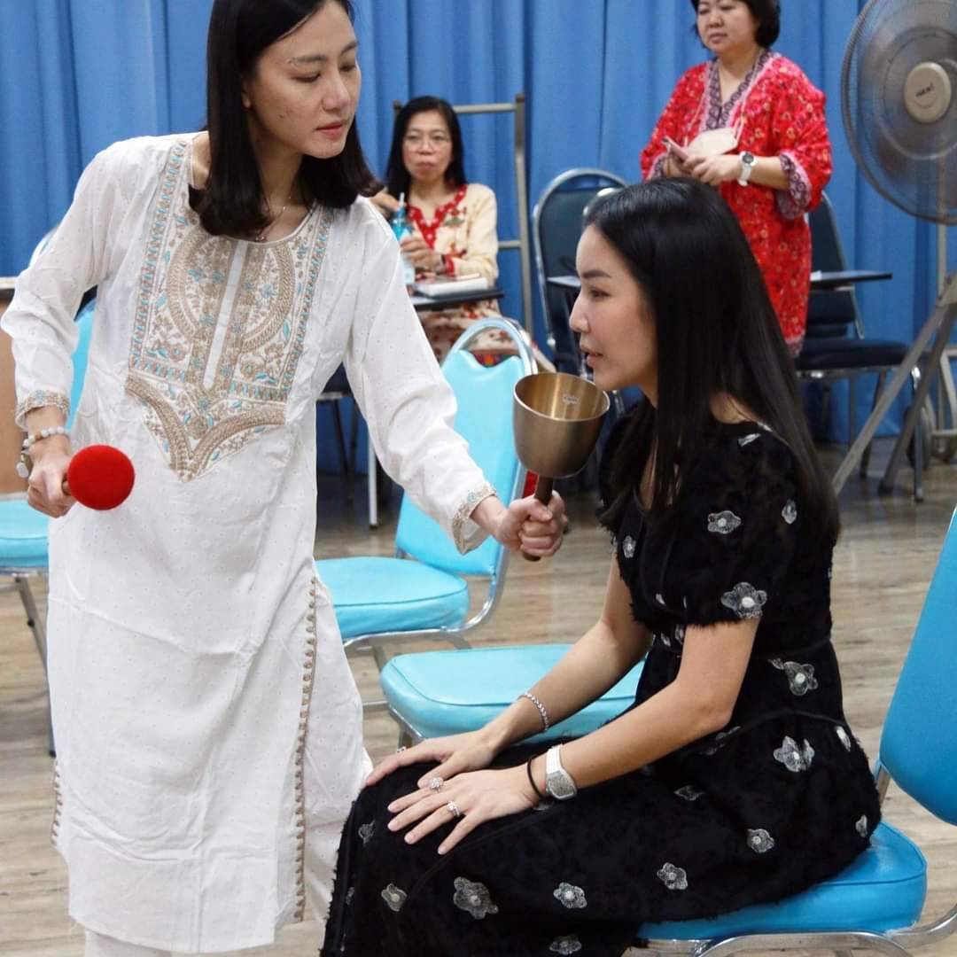 การใช้ขัน-meditation
